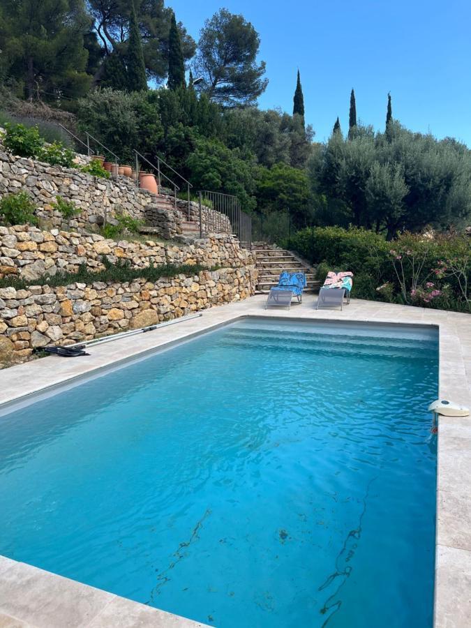 Ferienwohnung Hauteurs De Toulon : Charmant Studio Piscine Exterior foto